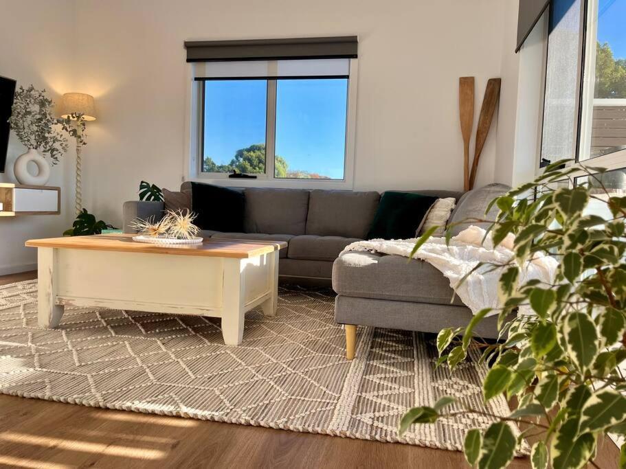 Viola - Seaside Retreat Villa Коулс Бей Екстериор снимка