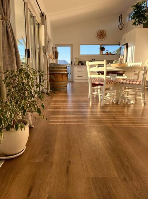 Viola - Seaside Retreat Villa Коулс Бей Екстериор снимка
