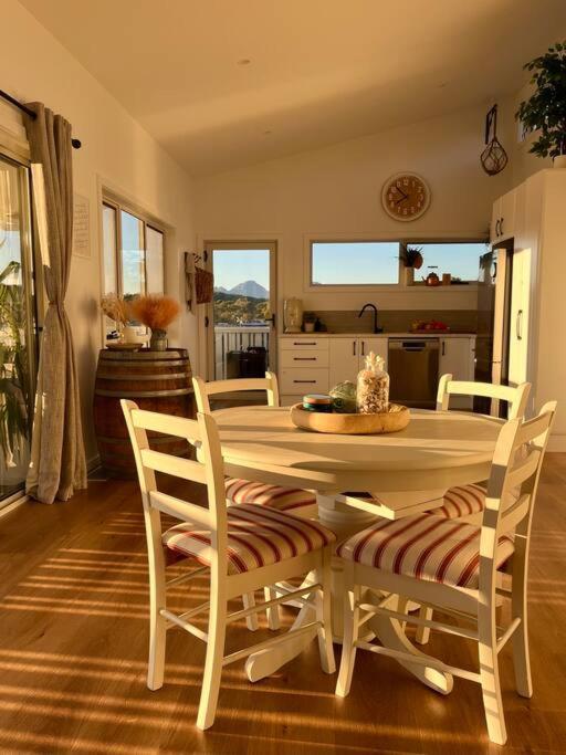 Viola - Seaside Retreat Villa Коулс Бей Екстериор снимка