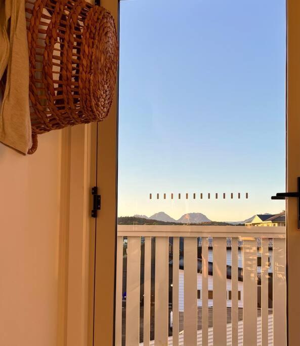 Viola - Seaside Retreat Villa Коулс Бей Екстериор снимка